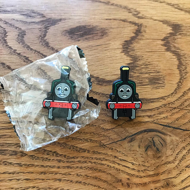 トーマス＊エミリーのペントップ2つ エンタメ/ホビーのおもちゃ/ぬいぐるみ(キャラクターグッズ)の商品写真