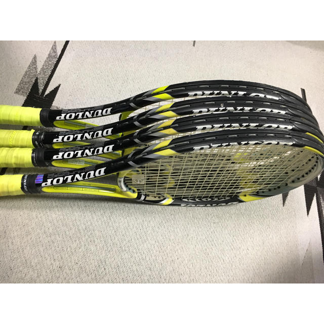 DUNLOP(ダンロップ)のDUNLOP 硬式テニスラケット 5 HUNDRED Tour 4本セット スポーツ/アウトドアのテニス(ラケット)の商品写真