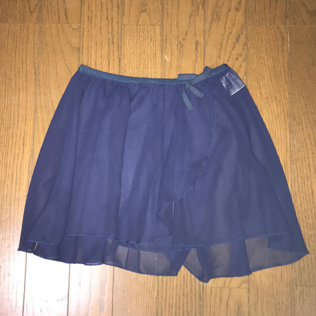 CHACOTT(チャコット)のバレエ  スカートCHACOTT（巻きスカート調） キッズ/ベビー/マタニティのキッズ服女の子用(90cm~)(スカート)の商品写真