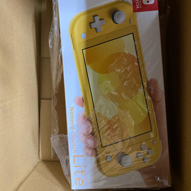 switch lite イエロー