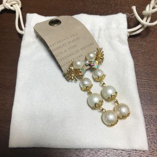 美品！コットンパール3連ピアス(ピアス)