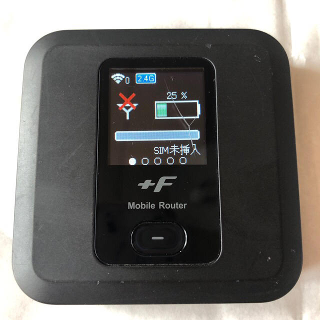 富士ソフト　モバイルルーター　+F FS030W ポケットWi-Fi スマホ/家電/カメラのPC/タブレット(PC周辺機器)の商品写真