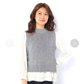 ミスティウーマン(mysty woman)の【美品】mysty woman ニットベスト　シフォンブラウス　セット(シャツ/ブラウス(長袖/七分))