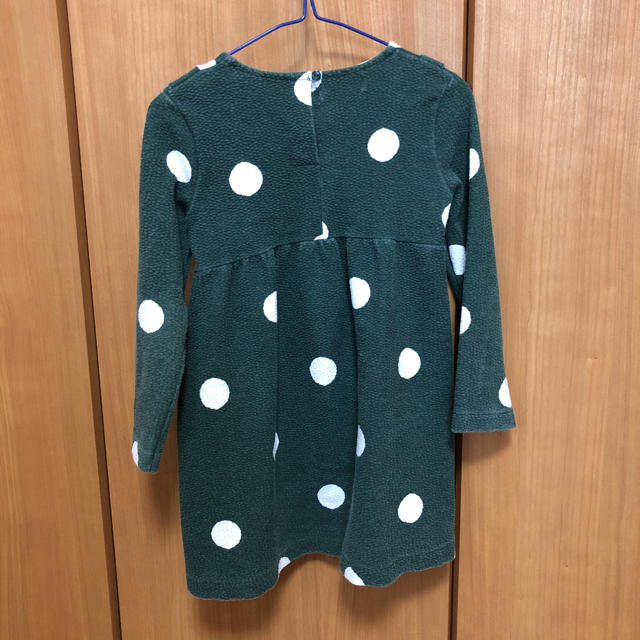 ZARA KIDS(ザラキッズ)のZARAワンピース　ドット　104 キッズ/ベビー/マタニティのキッズ服女の子用(90cm~)(ワンピース)の商品写真