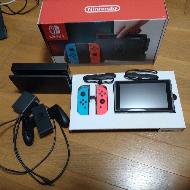 家庭用ゲーム機本体Nintendo Switch  本体  旧型  品