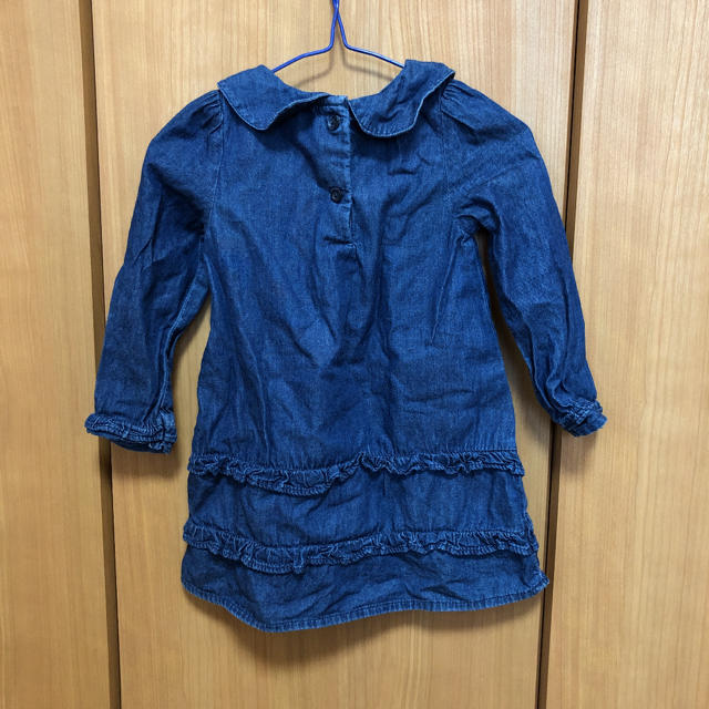 babyGAP(ベビーギャップ)のギャップデニムワンピース90 キッズ/ベビー/マタニティのキッズ服女の子用(90cm~)(ワンピース)の商品写真