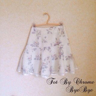 バイバイ(ByeBye)のbyebye♡フラワーダンドールスカート(ミニスカート)