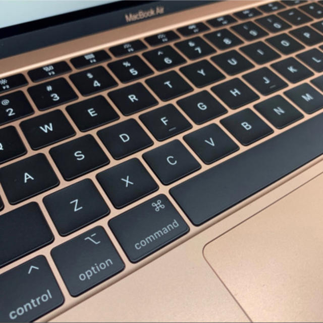 早い者勝ち‼︎MacBook Air /11インチ4GB / SSD 128GB