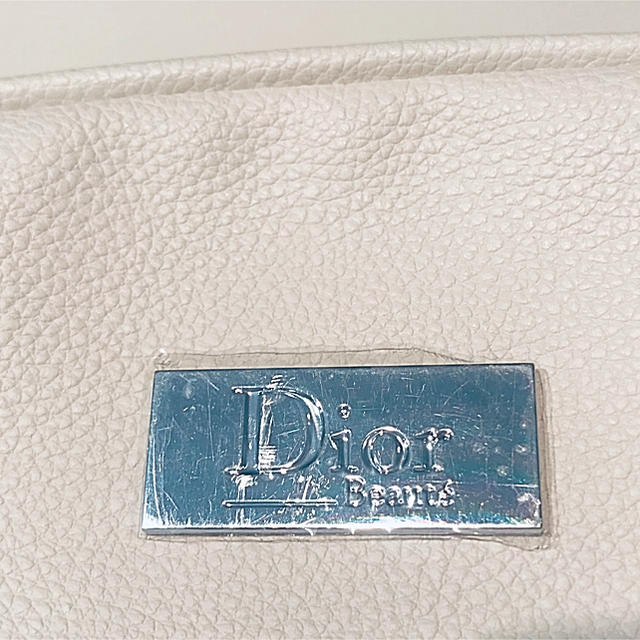 Christian Dior(クリスチャンディオール)のDior ディオール ノベルティーポーチ〈ホワイト〉★未使用 レディースのファッション小物(ポーチ)の商品写真