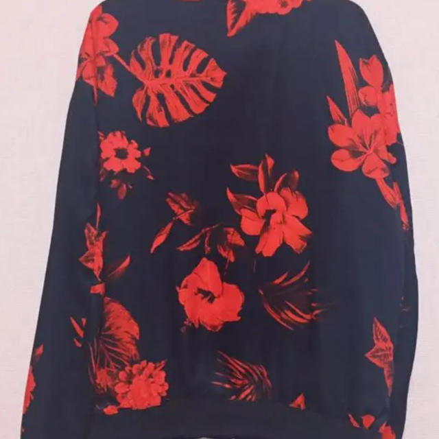 ZARA(ザラ)のZARA 人気　花柄ブルゾン 【1031様専用】 メンズのジャケット/アウター(ブルゾン)の商品写真