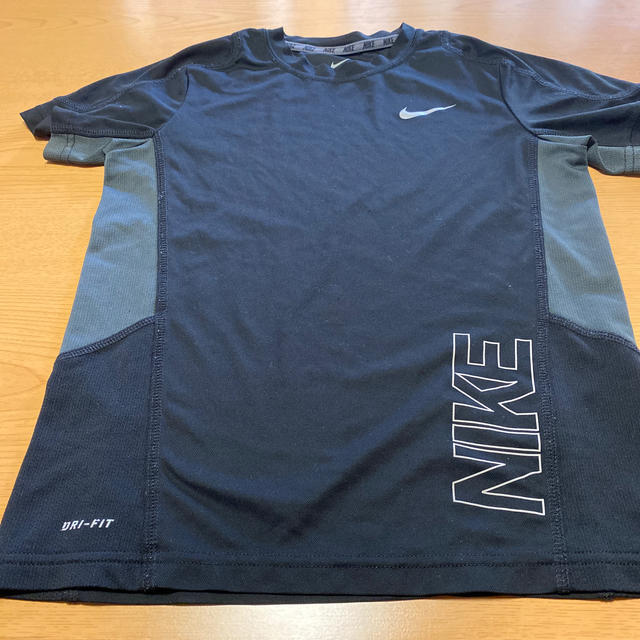 NIKE(ナイキ)のNIKE  半袖Ｔ キッズ/ベビー/マタニティのキッズ服男の子用(90cm~)(Tシャツ/カットソー)の商品写真