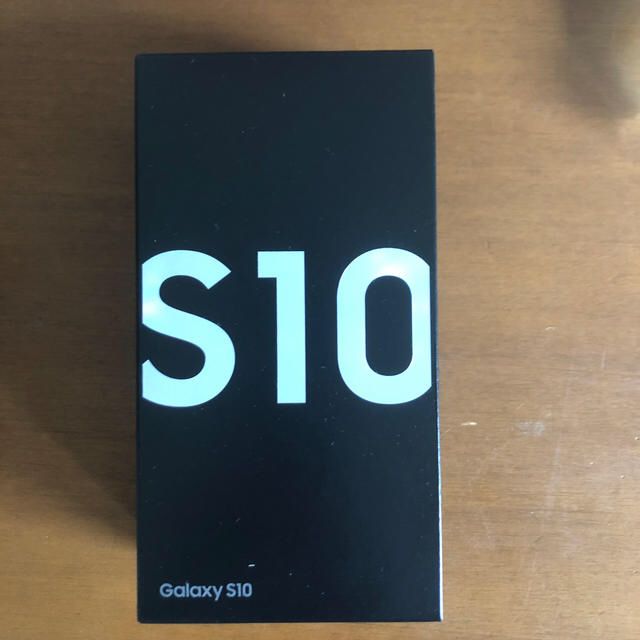 Galaxy(ギャラクシー)のGalaxy S10 Prism White128 GB SIMフリー スマホ/家電/カメラのスマートフォン/携帯電話(スマートフォン本体)の商品写真