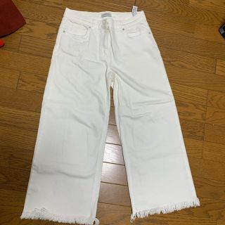 ザラ(ZARA)のZARA フリンジホワイトパンツ(デニム/ジーンズ)