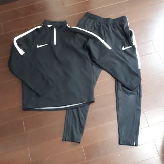 ナイキ(NIKE)のNIKEのジャージ上下(ジャージ)