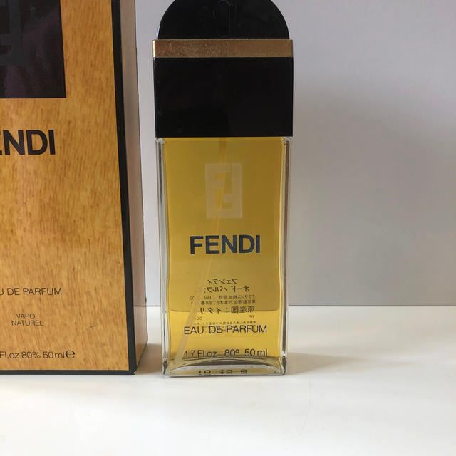 FENDI(フェンディ)のFENDI フェンディ　オード　パルファム　50ml 中古 コスメ/美容の香水(香水(女性用))の商品写真