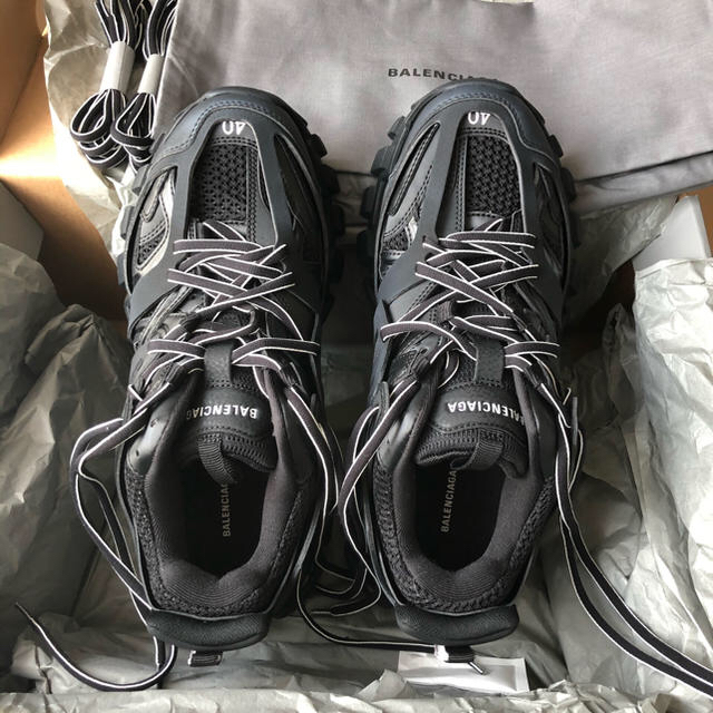 Balenciaga(バレンシアガ)のBALENCIAGA Track トラック　黒 size40 新品未使用 メンズの靴/シューズ(スニーカー)の商品写真