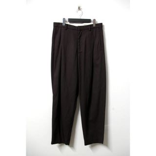 uru tokyo 19AW 1Tuck Pants ブラウン　タグ付き (スラックス)