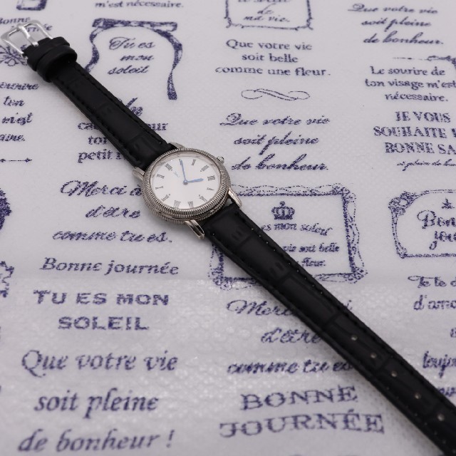 Saint Saint Laurent 5421/青針 ホワイトの通販 by kogura watch｜サンローランならラクマ Laurent - 正規品Yves 再入荷低価