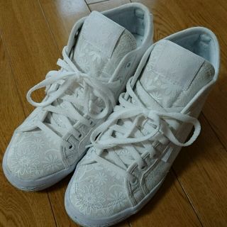 アディダス(adidas)のadidas インヒールスニーカー(スニーカー)