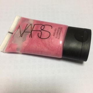 ナーズ(NARS)のNARS illuminator ピンク(化粧下地)