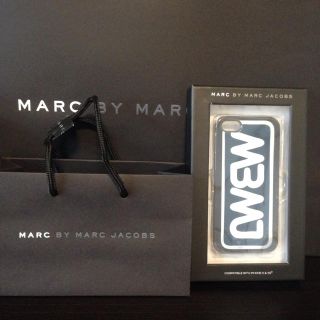 マークバイマークジェイコブス(MARC BY MARC JACOBS)のマークバイマークジェイコブス アイフォン(モバイルケース/カバー)