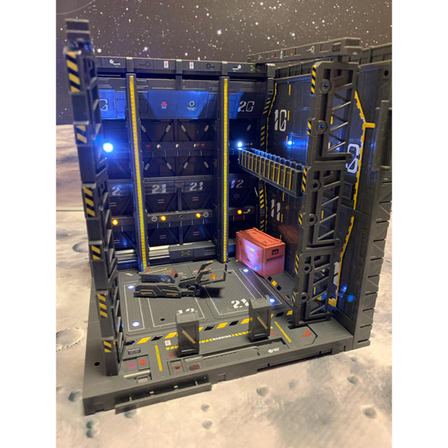 LED電装付きジオラマベース基地格納庫ディスプレイ、ガンプラ他 LED電装付きジオラマベース基地格納庫ディスプレイ、ガンプラ他