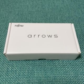 フジツウ(富士通)の【新品・未使用】arrows RX ゴールド 32 GB SIMフリー(スマートフォン本体)