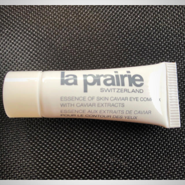 La Prairie(ラプレリー)のla prairie/ラ・プレリー スキンキャビアエッセンス目元用美容液サンプル コスメ/美容のスキンケア/基礎化粧品(アイケア/アイクリーム)の商品写真