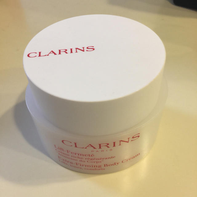 CLARINS(クラランス)のクラランス❤︎ボディクリーム コスメ/美容のボディケア(ボディクリーム)の商品写真