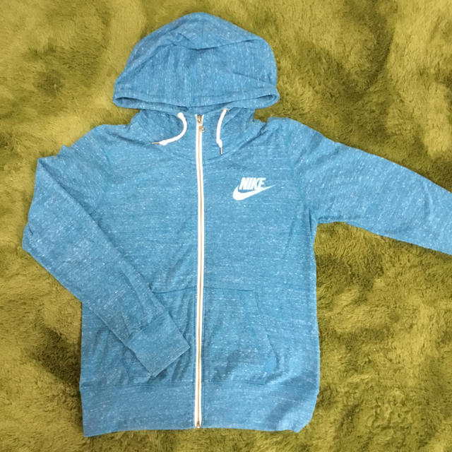 NIKE(ナイキ)のナイキパーカー レディースのトップス(パーカー)の商品写真