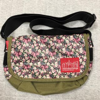 マンハッタンポーテージ(Manhattan Portage)のManhattanPortage 花柄バッグ(ショルダーバッグ)