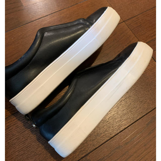 Steve Madden(スティーブマデン)のSTEVE MADDEN ＊ スリッポン レディースの靴/シューズ(スリッポン/モカシン)の商品写真