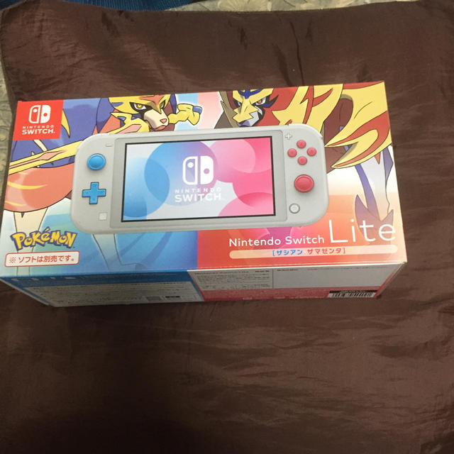 Nintendo Switch Lite ザシアン・ザマゼンタ