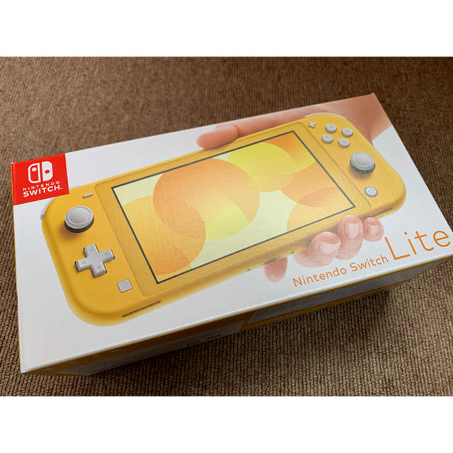 Nintendo switch lite イエロー