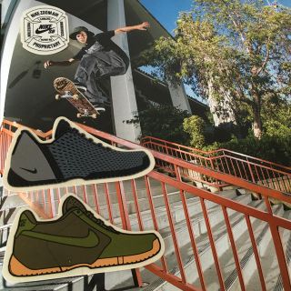 ナイキ(NIKE)のNIKEsbナイキSK8激レアUS限定シューズ型抜きステッカーセット(スケートボード)