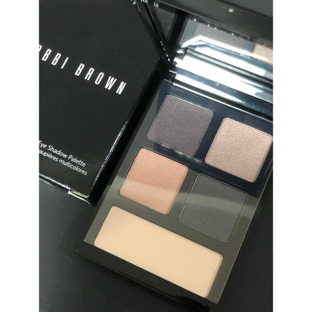 BOBBI BROWN(ボビイブラウン)の未使用　ボビィブラウン　エッセンシャル　マルチカラーアイシャドウ パレット　値下 コスメ/美容のベースメイク/化粧品(アイシャドウ)の商品写真