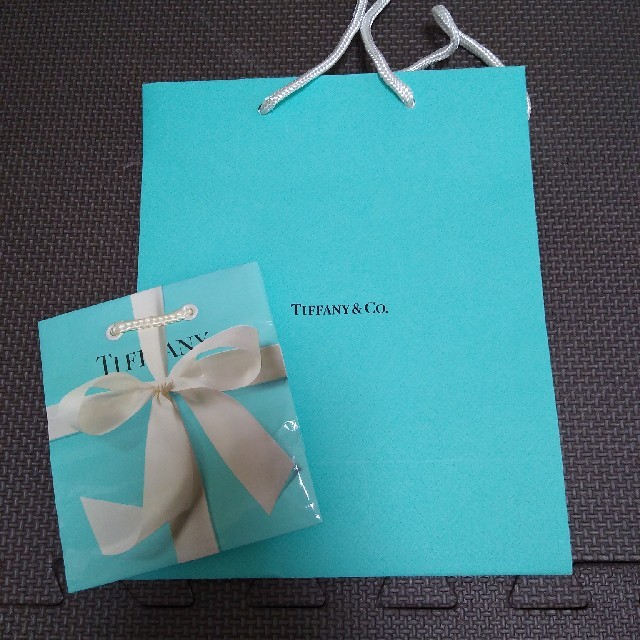 Tiffany & Co.(ティファニー)のTIFFANY　袋 レディースのバッグ(ショップ袋)の商品写真
