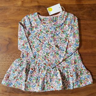 ボーデン(Boden)の【Mini Boden】ミニボーデン フラワープリント トップス(Tシャツ/カットソー)