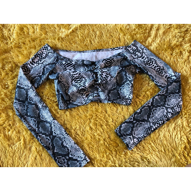 24hparty スネーク柄トップス レディースのトップス(その他)の商品写真