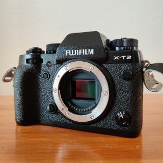 フジフイルム(富士フイルム)のFUJIFILM X-T2 ブラック ボディ(ミラーレス一眼)