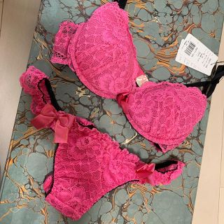 ラヴィジュール(Ravijour)のRavijour ブラジャー&ショーツ セット　新品未使用(ブラ&ショーツセット)