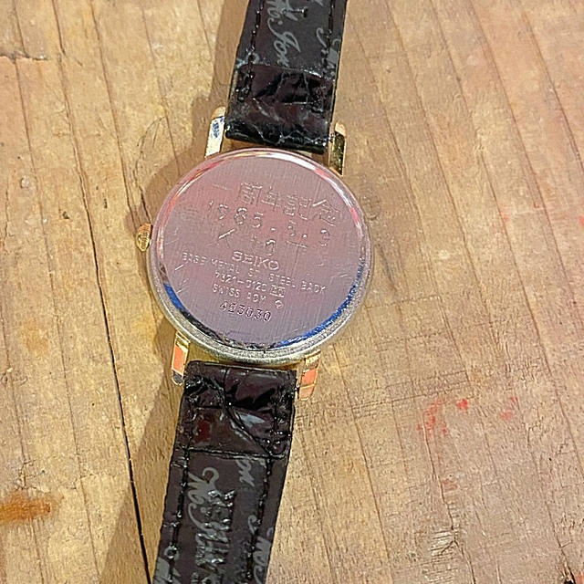 SEIKO(セイコー)のSEIKOのクォーツ黒ベルト　丸盤 レディースのファッション小物(腕時計)の商品写真