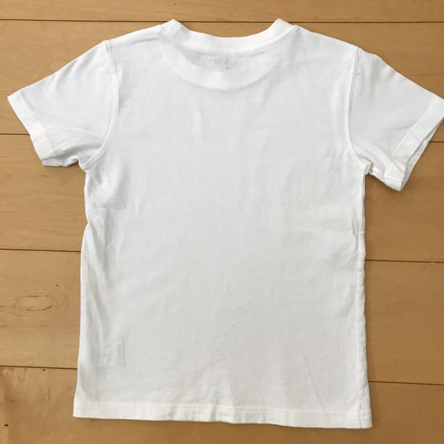 白　Tシャツ　130センチ キッズ/ベビー/マタニティのキッズ服男の子用(90cm~)(Tシャツ/カットソー)の商品写真