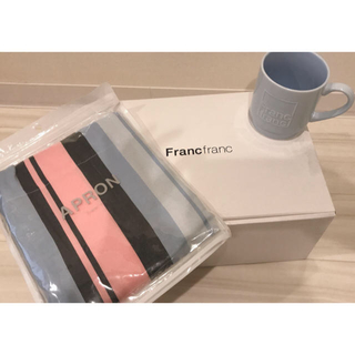 フランフラン(Francfranc)のFrancfranc新品♡エプロン＆マグカップ(収納/キッチン雑貨)