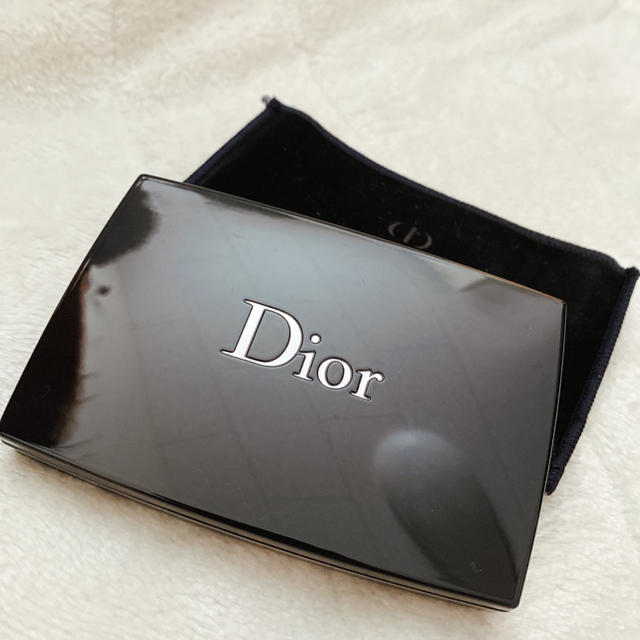 Dior(ディオール)のDior パウダーファンデーション ケースのみ コスメ/美容のベースメイク/化粧品(ファンデーション)の商品写真