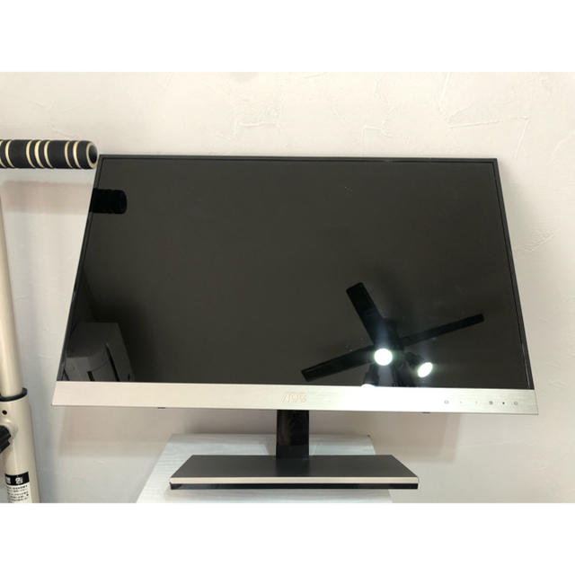 中古 Aoc 23型液晶ディスプレイ E2357fh 画面に傷あり の通販 By M D S Shop ラクマ