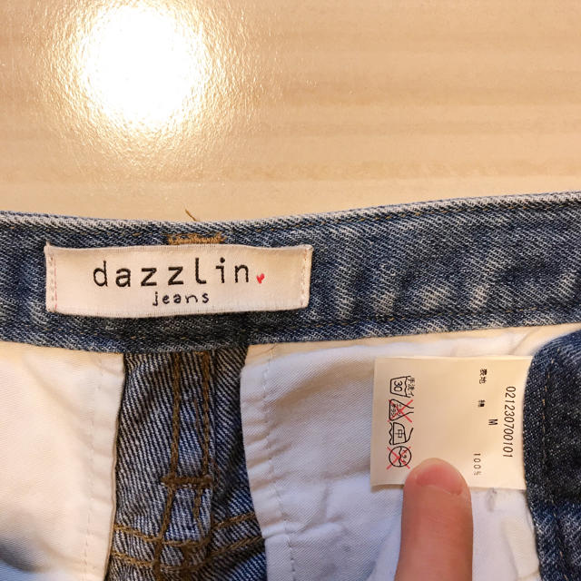 dazzlin(ダズリン)のdazzlin jeans ダズリンジーンズ　デニム　ショートパンツ レディースのパンツ(ショートパンツ)の商品写真