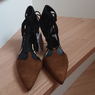 ザラ(ZARA)の新品 ZARAパンプス 37  24センチ(ハイヒール/パンプス)