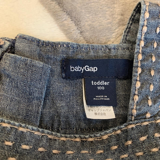 babyGAP(ベビーギャップ)のbaby Gap  デニムワンピース　100 キッズ/ベビー/マタニティのキッズ服女の子用(90cm~)(ワンピース)の商品写真