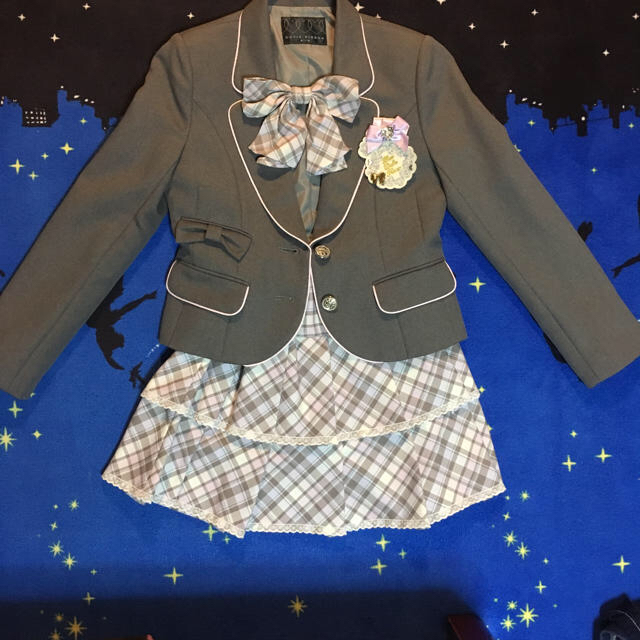 150cm 卒業式 入学式 女の子 スーツ ブレザー キッズ/ベビー/マタニティのキッズ服女の子用(90cm~)(ドレス/フォーマル)の商品写真